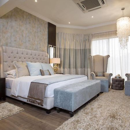 Villa Monticello Boutique Hotel Аккра Екстер'єр фото